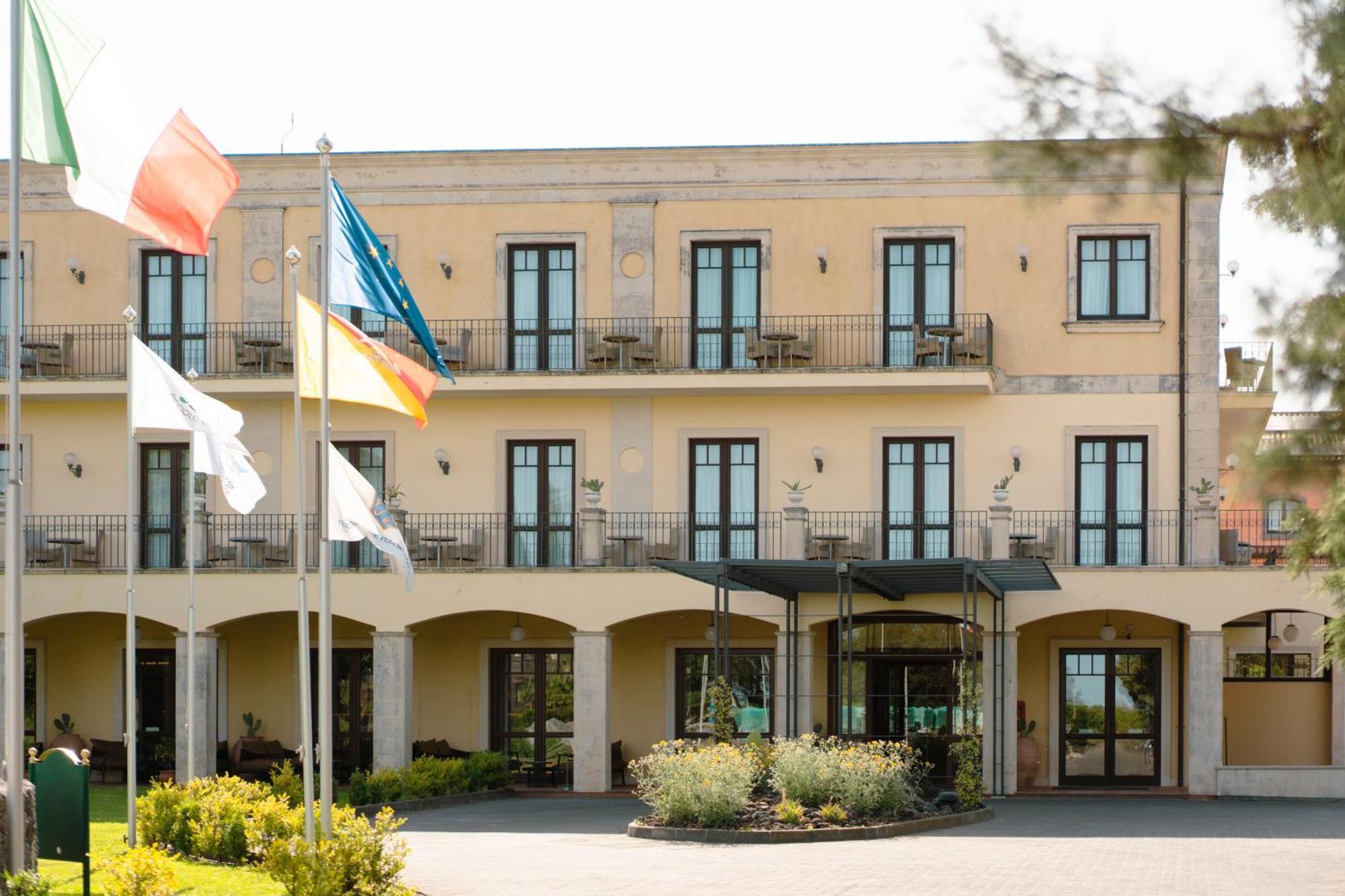 Il Picciolo Etna Golf Resort&Spa Castiglione De Sicilia Esterno foto