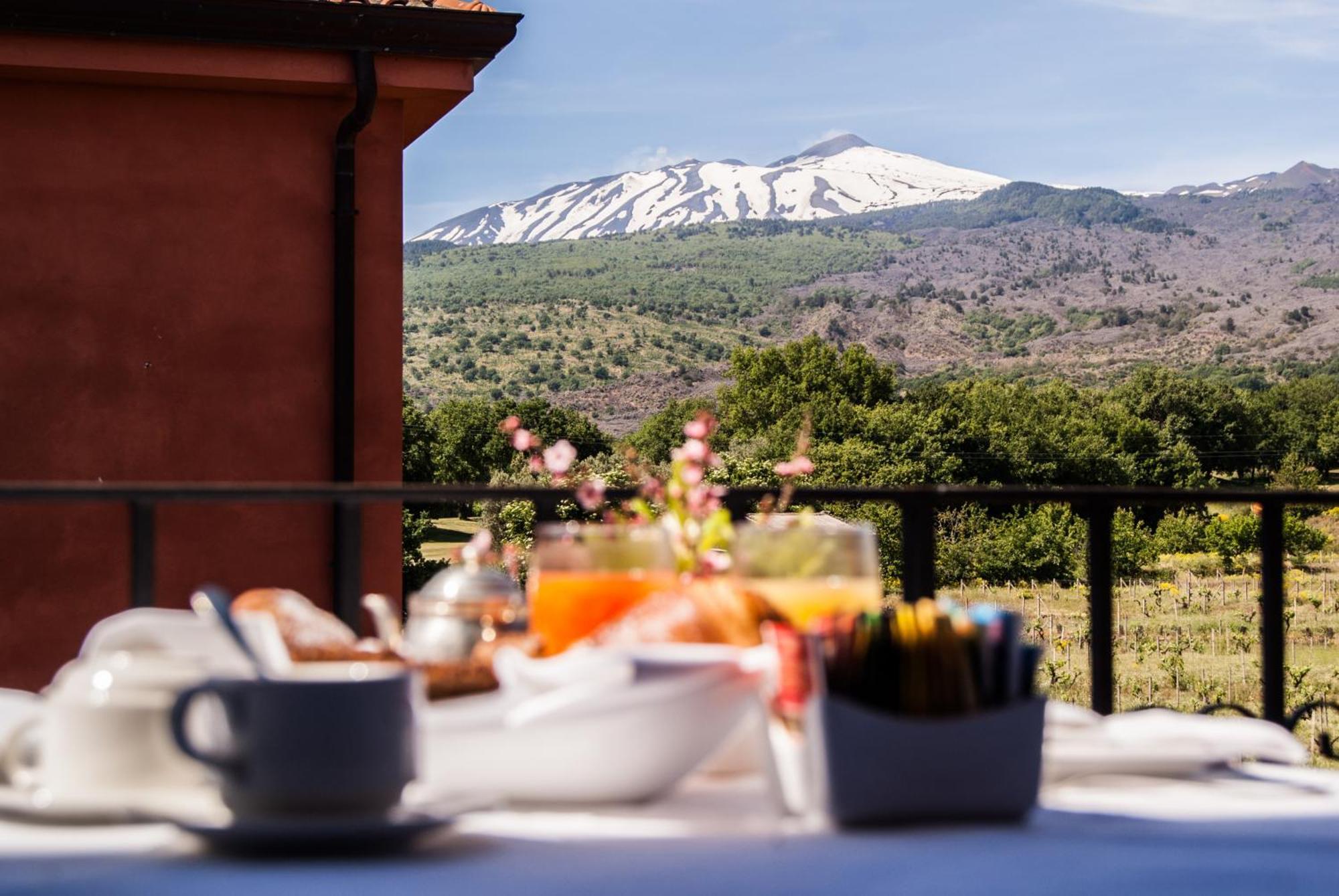 Il Picciolo Etna Golf Resort&Spa Castiglione De Sicilia Esterno foto